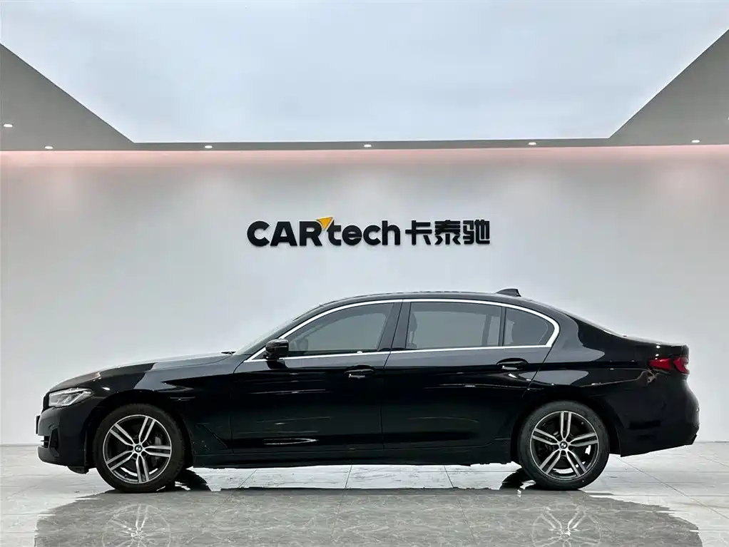BMW 5 Series 2020 — фото 2