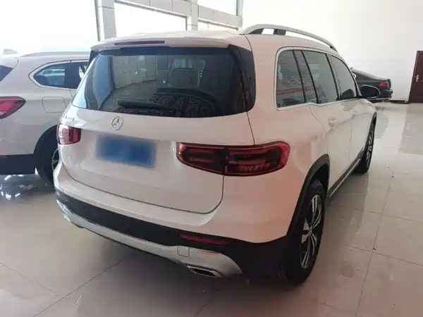 Mercedes-Benz GLB 2024