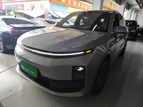 Li Auto L6 2026