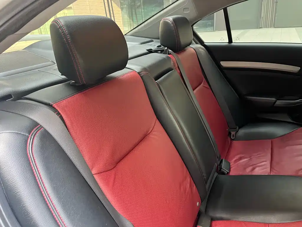 Honda Civic 2015 — фото 28