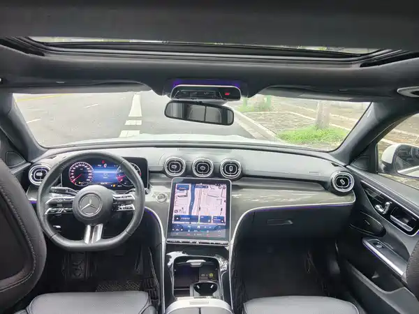 Mercedes-Benz C-Class 2023