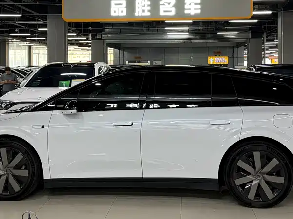 Li Auto i6 2026