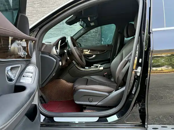 Mercedes-Benz GLC 2016