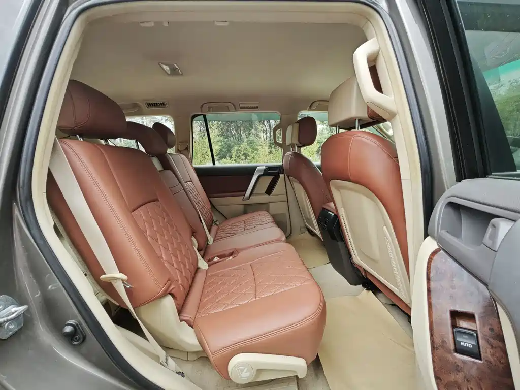 Toyota Prado 2016 — фото 12
