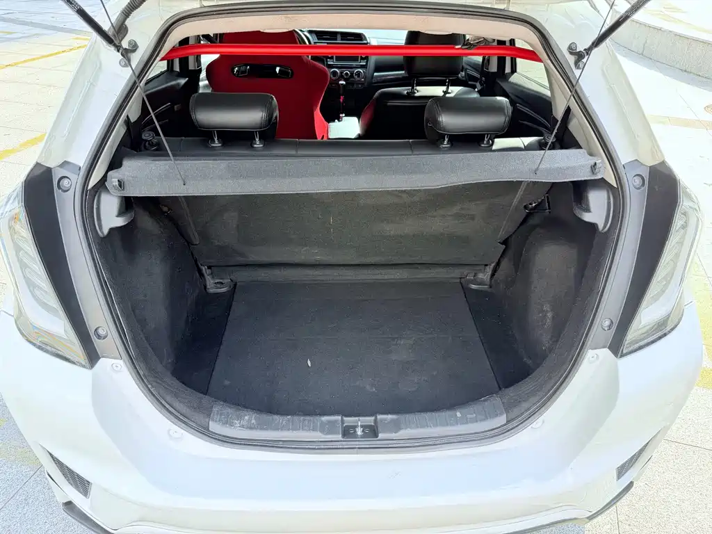 Honda Fit 2014 — фото 12