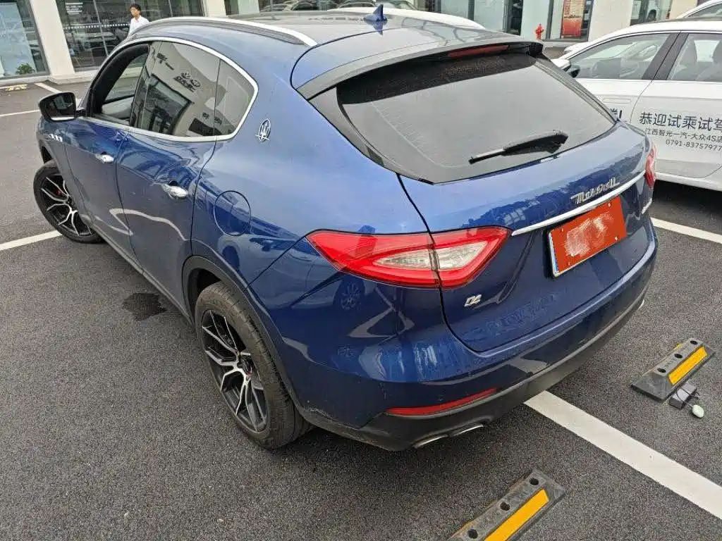Maserati Levante 2019 — фото 7