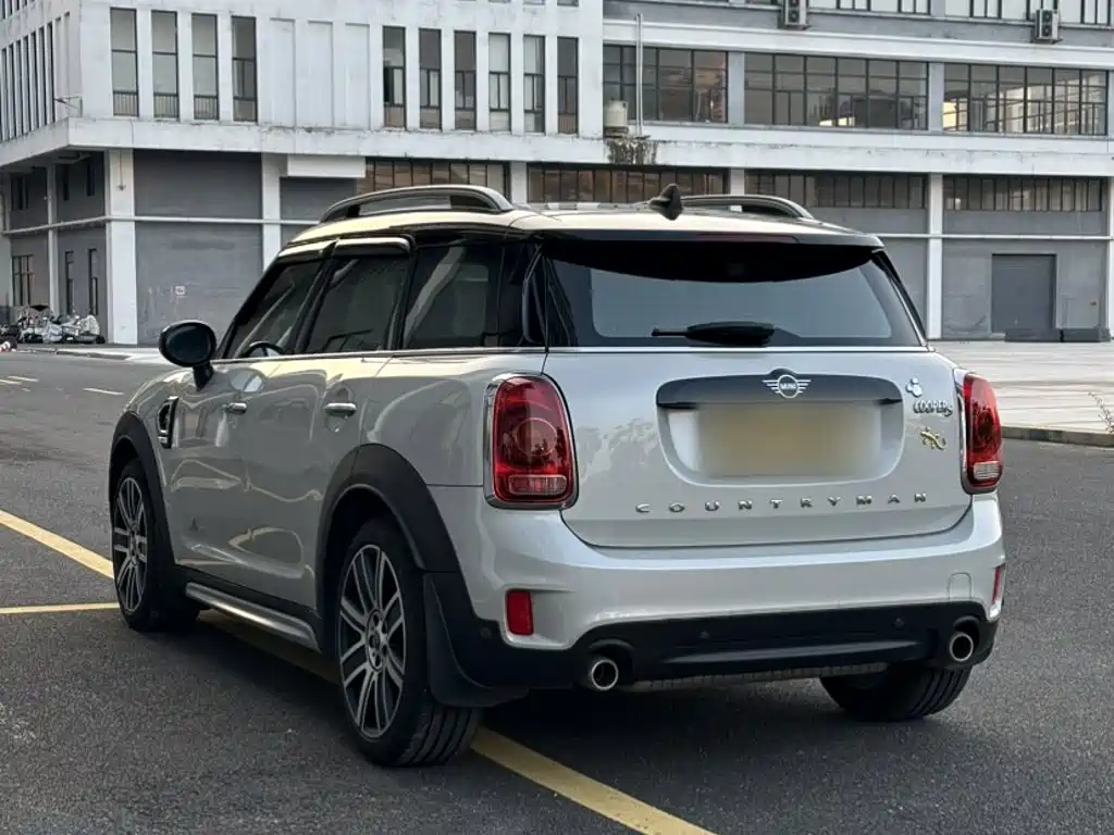 MINI Countryman 2020 — фото 13