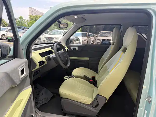 Geely Galaxy Panda 2023