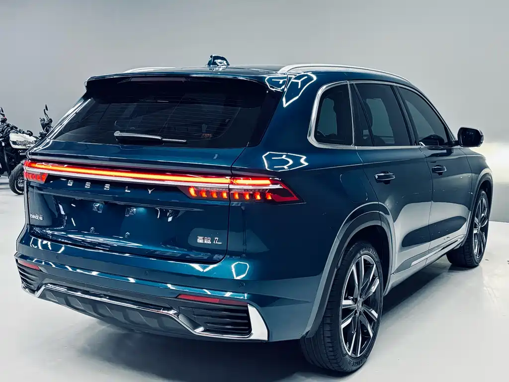 Geely Xingyue L 2023 — фото 5