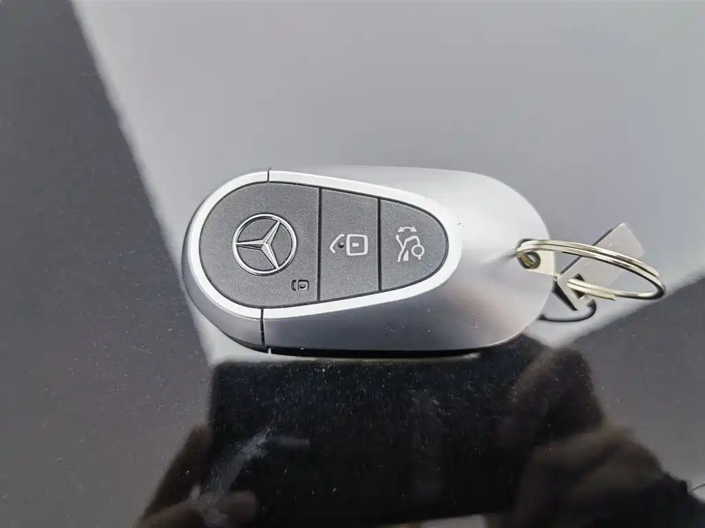 Mercedes-Benz C-Class 2022 — фото 19