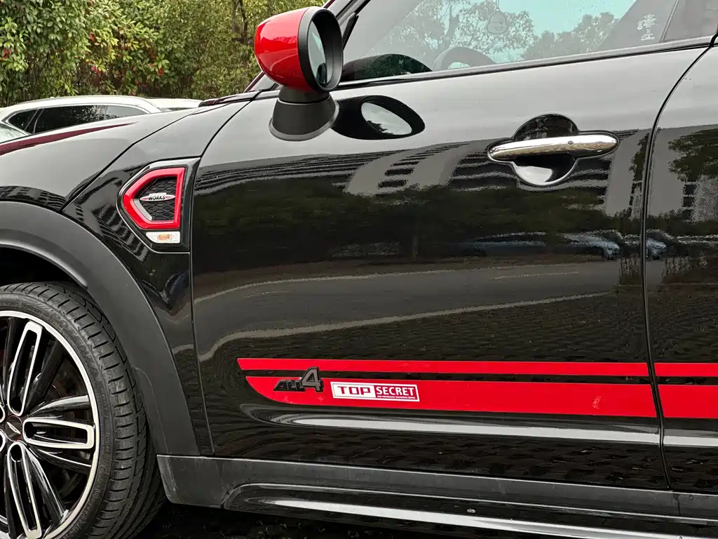 MINI JCW Countryman 2022 — фото 30
