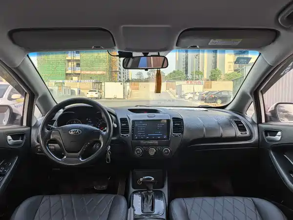 Kia K3 2016