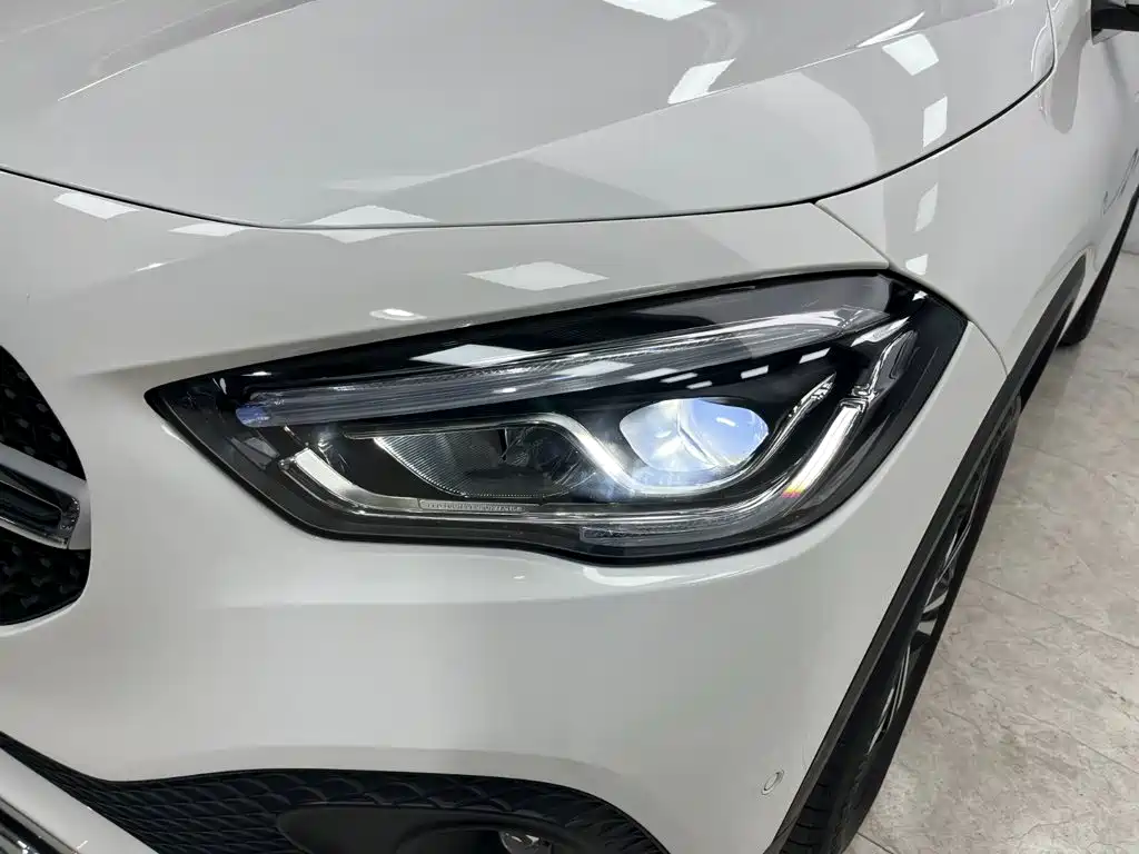 Mercedes-Benz GLA 2021 — фото 19