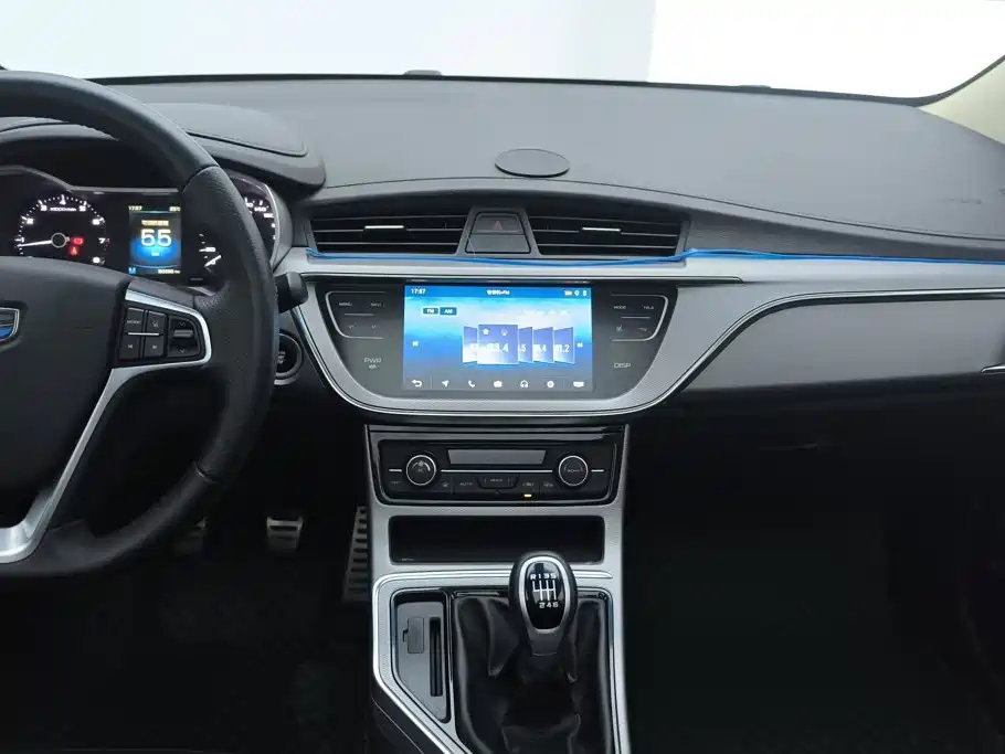 Geely Emgrand GS 2019 — фото 13