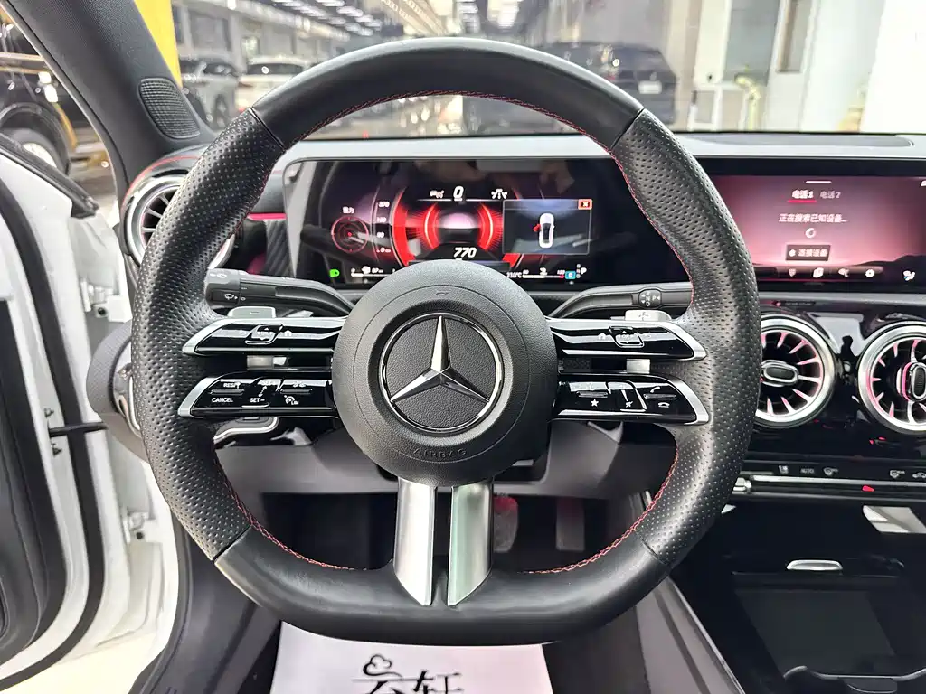 Mercedes-Benz A-Class 2023 — фото 10