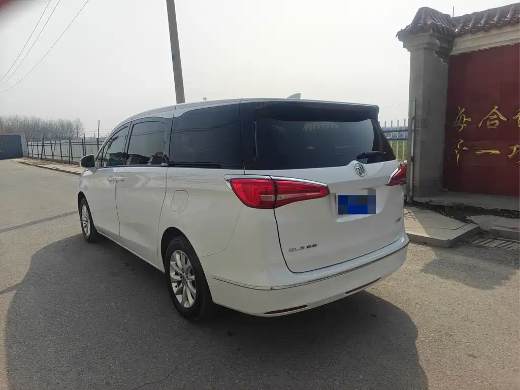 Buick GL8 2018