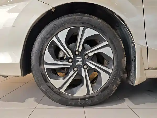 Honda Crider 2017