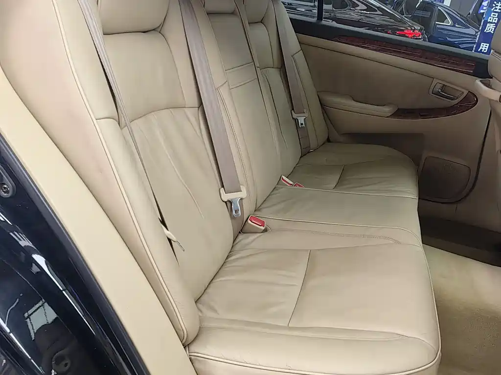 Toyota Crown 2005 — фото 11