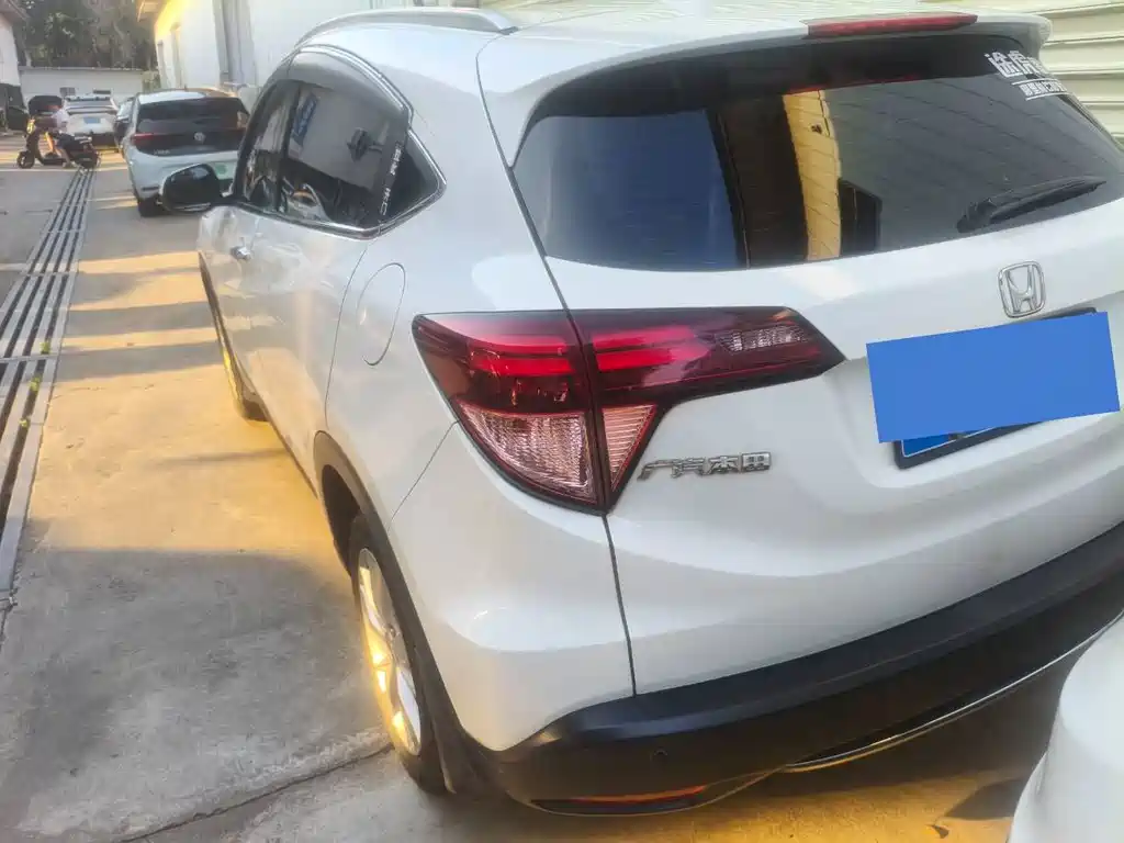 Honda Vezel 2018 — фото 13