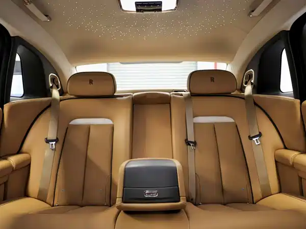 Rolls-Royce Ghost 2024