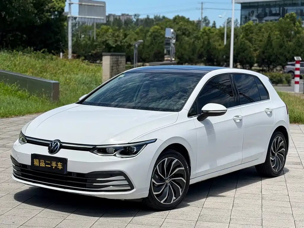 Volkswagen Golf 2022