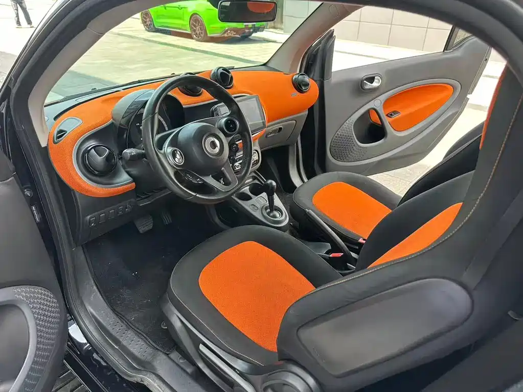 smart fortwo 2016 — фото 4