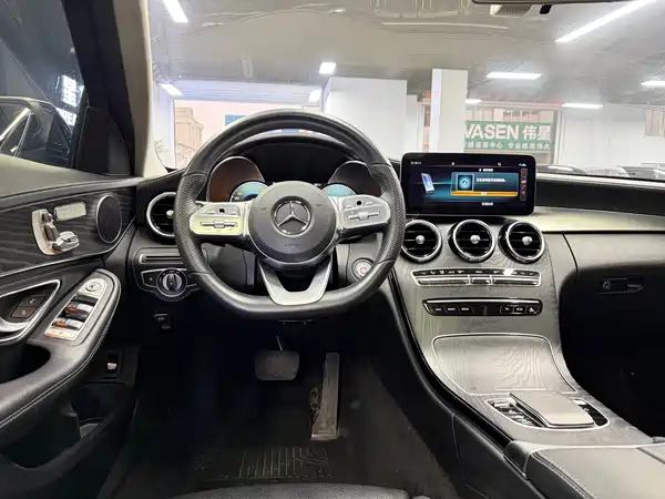 Mercedes-Benz C-Class 2020