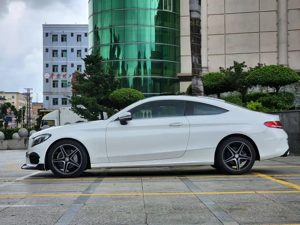 Mercedes-Benz C-Class 2017
