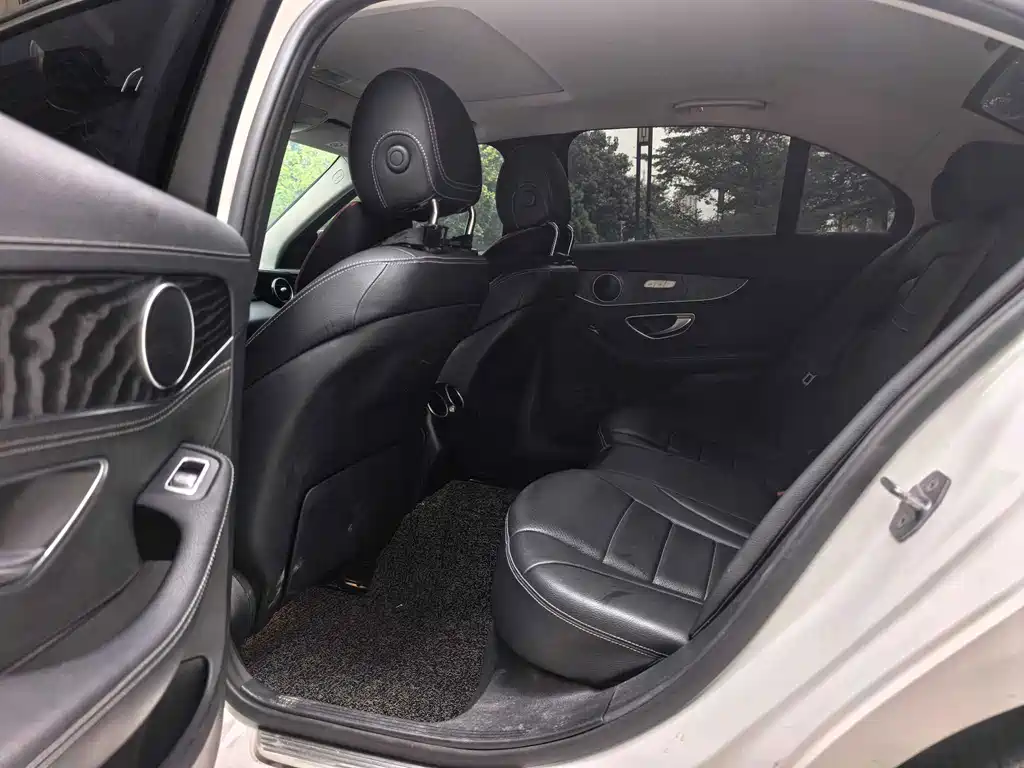 Mercedes-Benz C-Class 2018 — фото 13