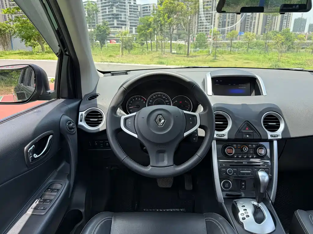 Renault Koleos 2014 — фото 12