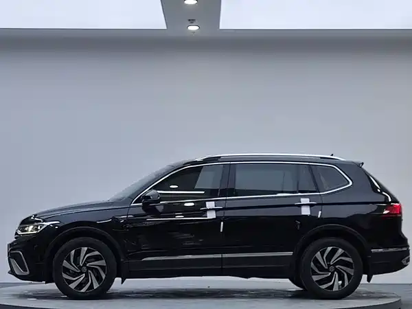 Volkswagen Tiguan L 2023