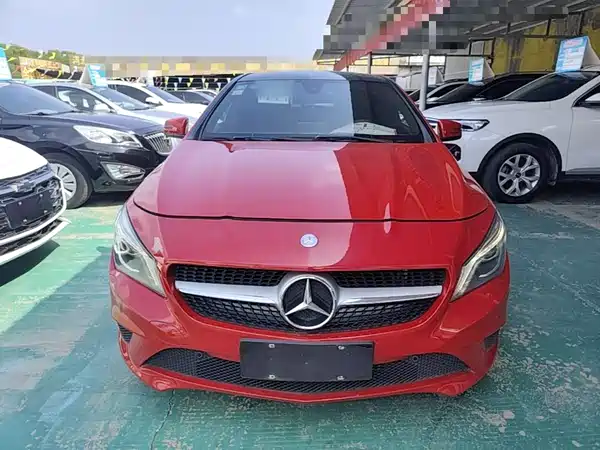 Mercedes-Benz CLA 2015