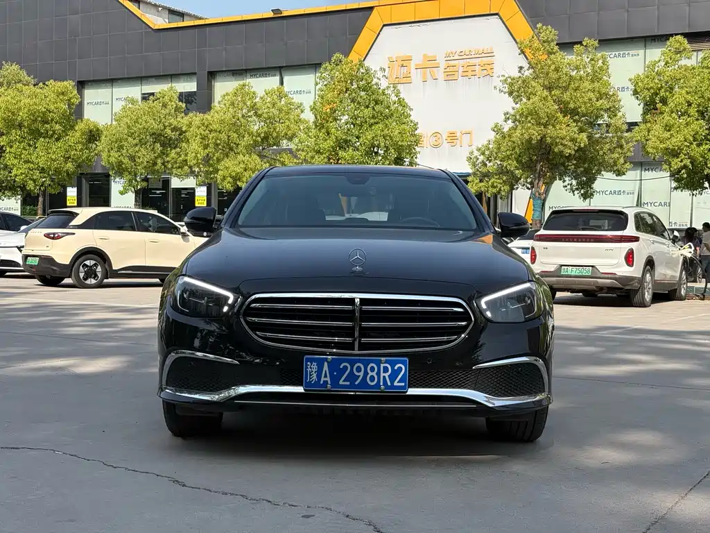 Mercedes-Benz E-Class 2023 — фото 2