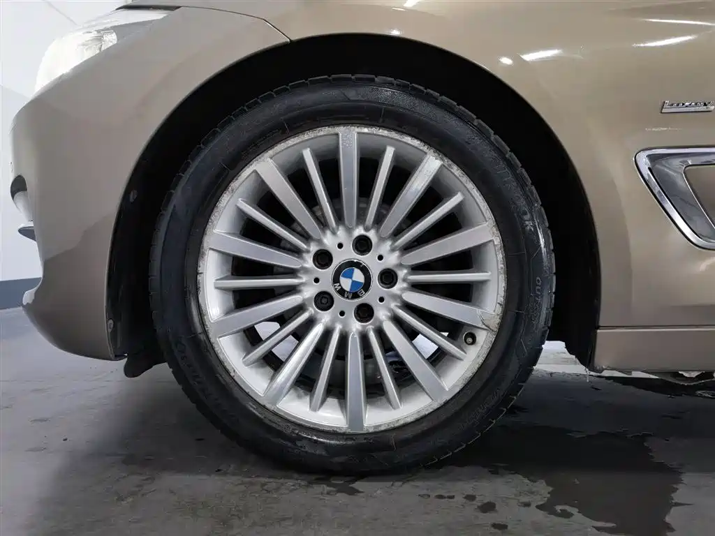 BMW 3 Series GT 2019 — фото 17