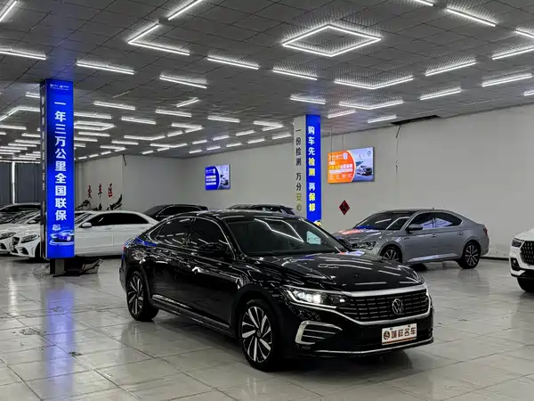 Volkswagen Passat 2024