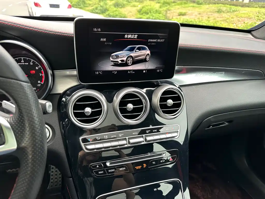 Mercedes-Benz GLC AMG 2017 — фото 15