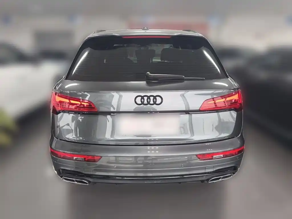 Audi Q5L 2024 — фото 10