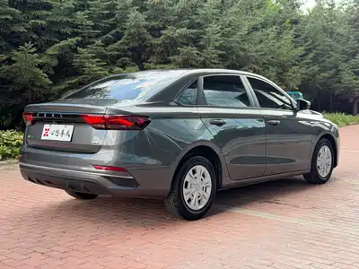 Geely Emgrand 2024