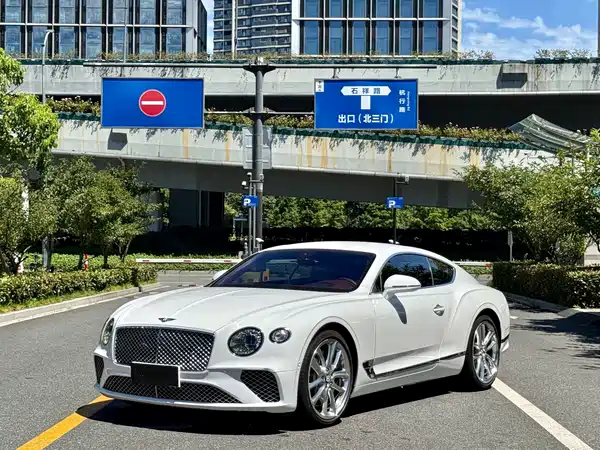 Bentley Continental 2022