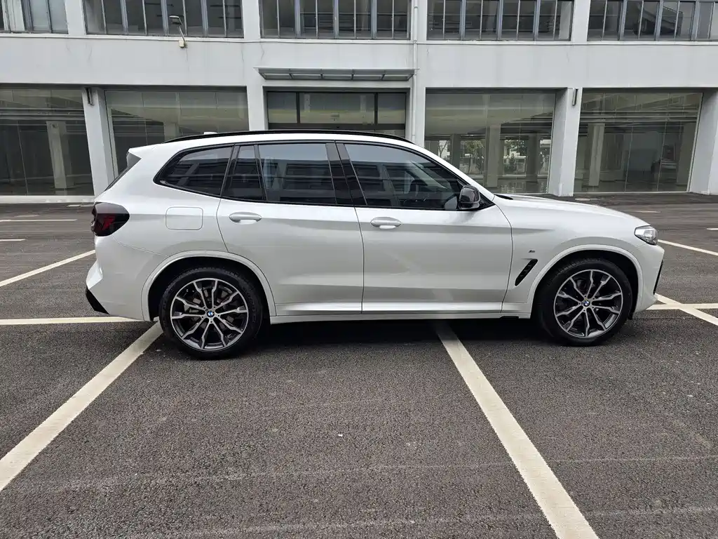 BMW X3 2022 — фото 12