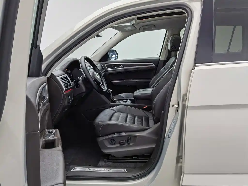 Volkswagen Teramont 2018 — фото 10