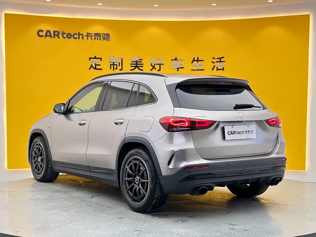 Mercedes-Benz GLA AMG 2023 — фото 32