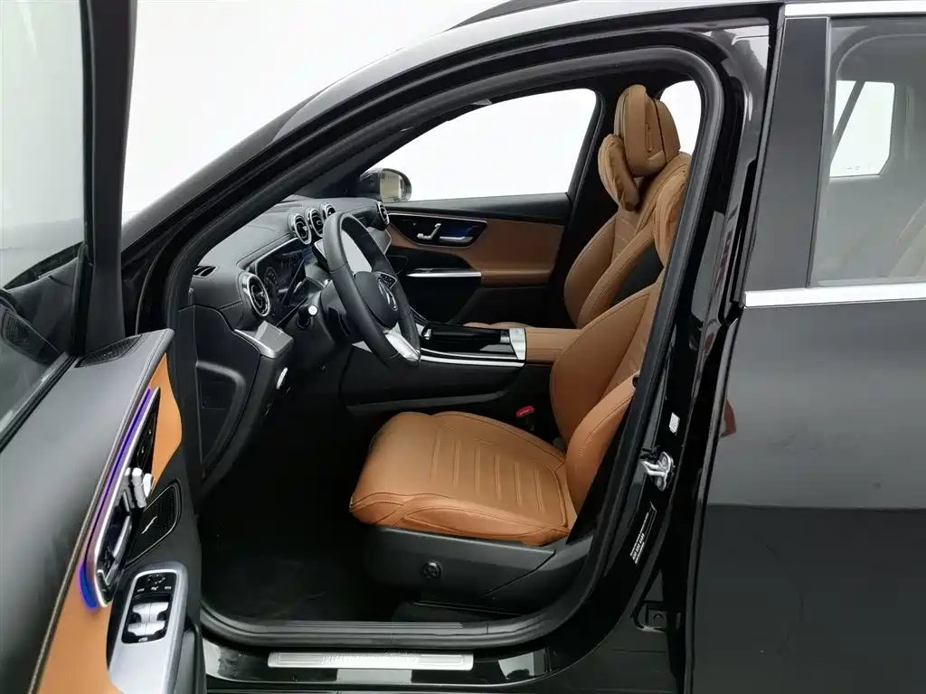 Mercedes-Benz GLC 2023 — фото 10