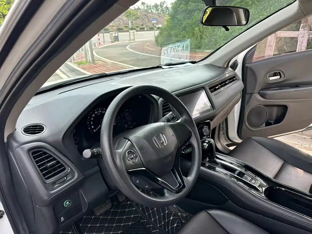 Honda Vezel 2018 — фото 4