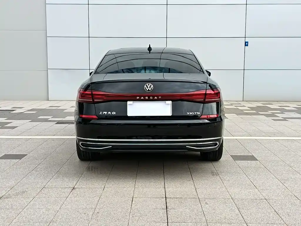Volkswagen Passat 2022