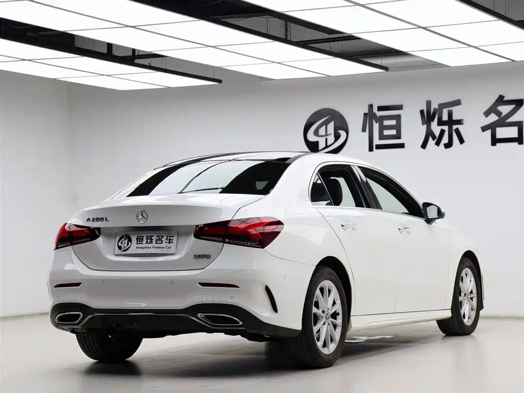 Mercedes-Benz A-Class 2021 — фото 24