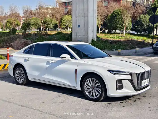 Hongqi H5 2023