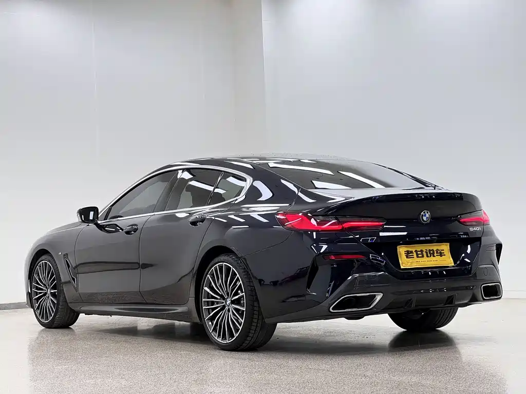BMW 8 Series 2023 — фото 5