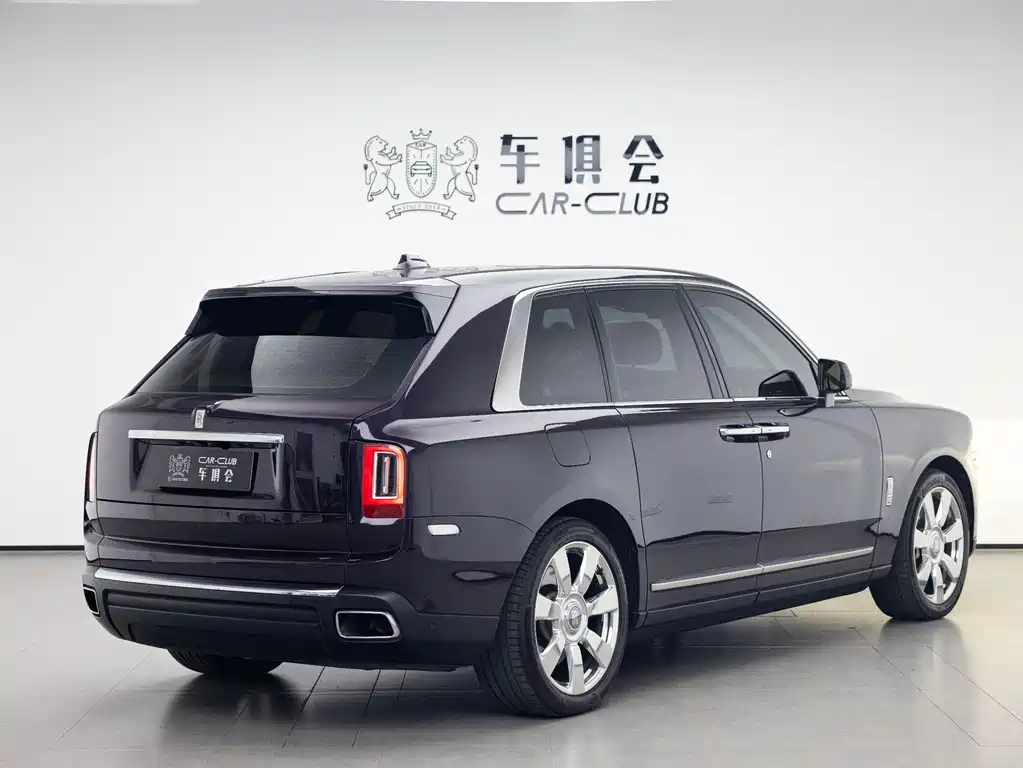 Rolls-Royce Cullinan 2020 — фото 6
