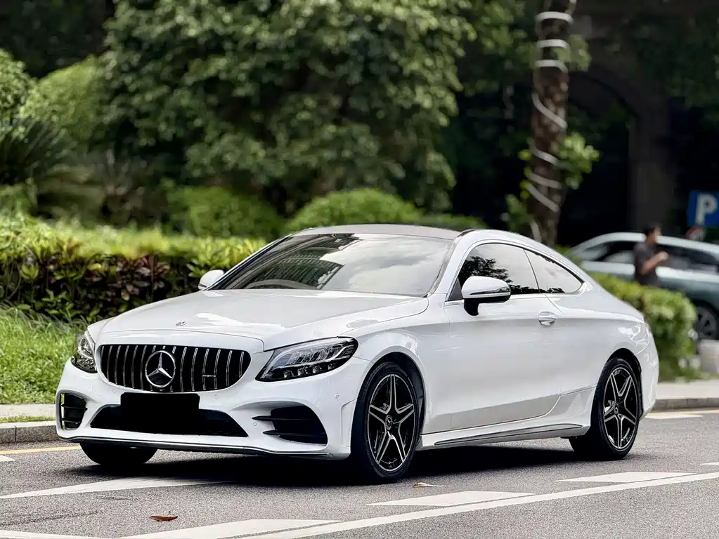 Mercedes-Benz C-Class 2022